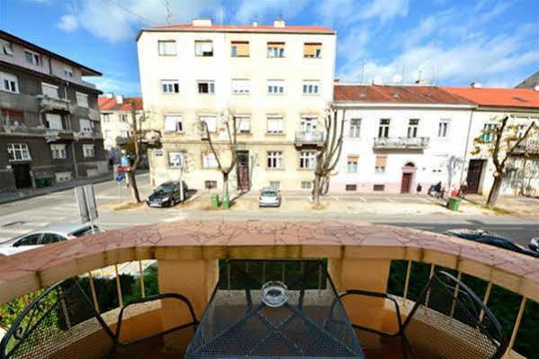 Guesthouse Sermageova Zagreb Eksteriør bilde